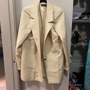 PLT OVERSIZED BEIGE BLAZER